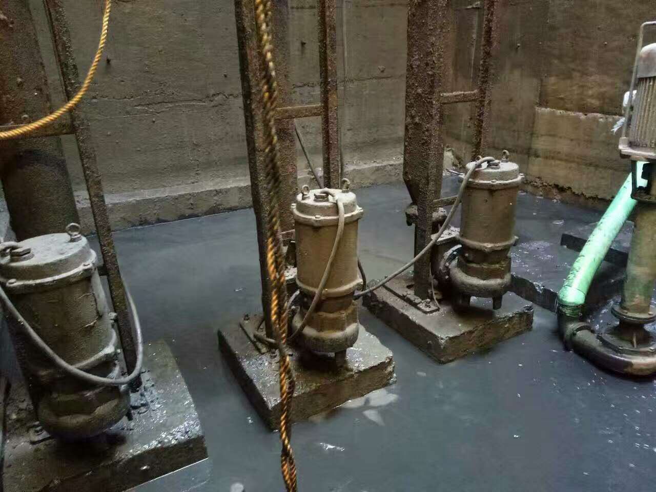 呼玛污水池清理